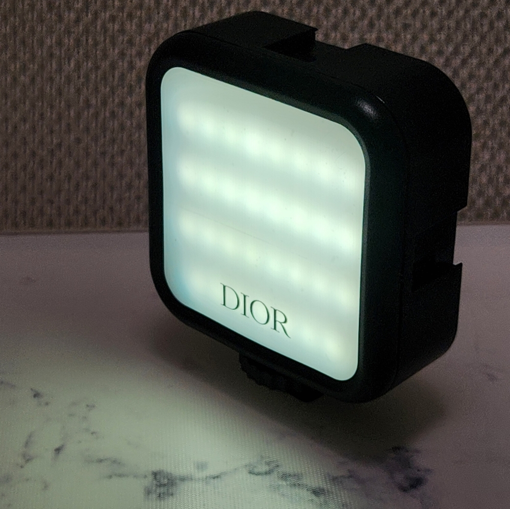 Dior Selfie Light Phone Accessory New In Box - Picture 4 of 4